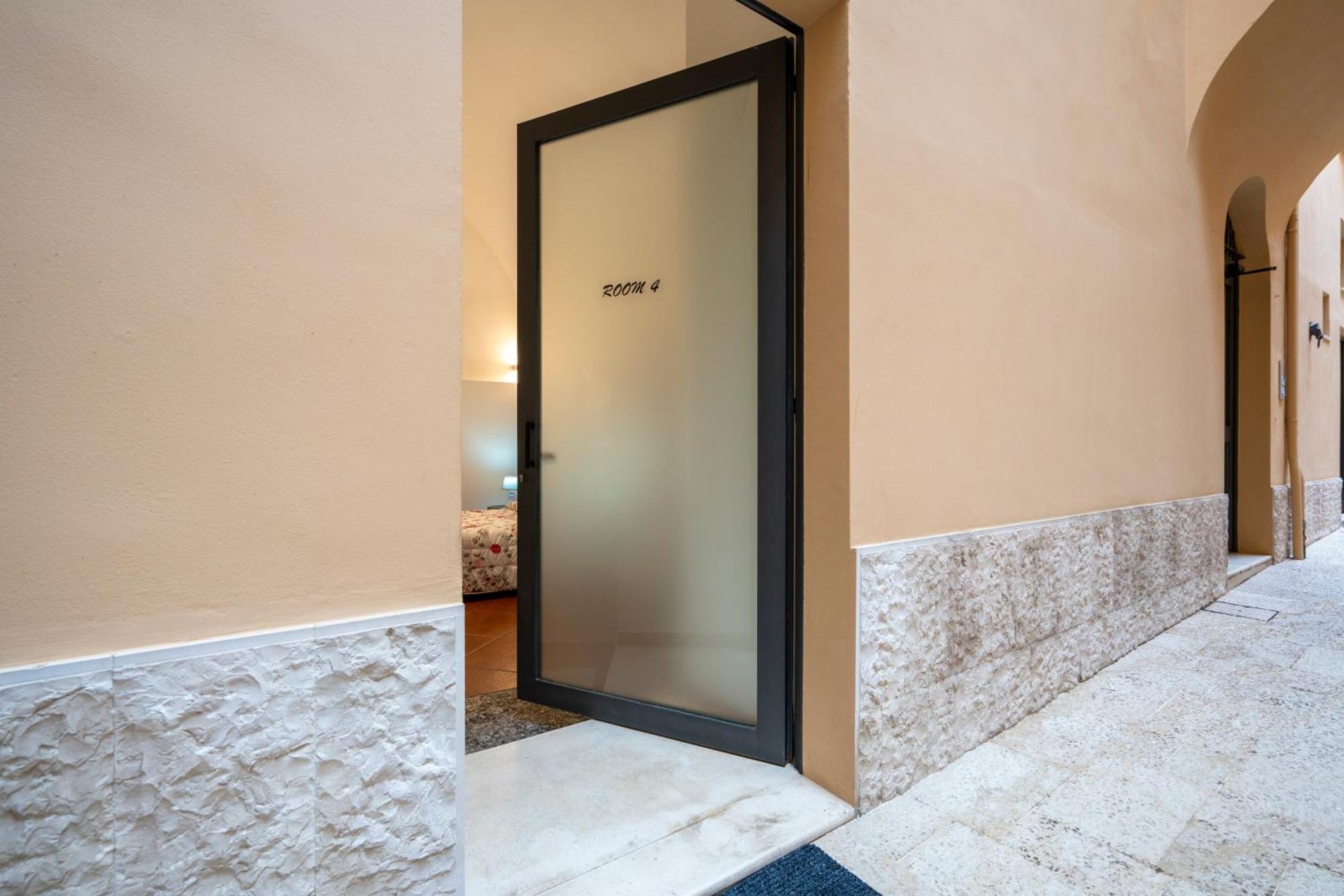 Martinirooms 3,0 Altamura Szoba fotó